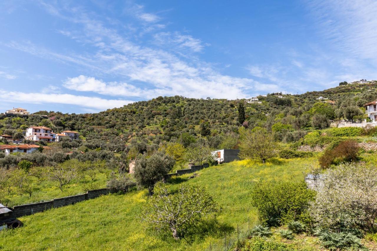 White Lily Aparthotel Skopelos Town Exterior photo