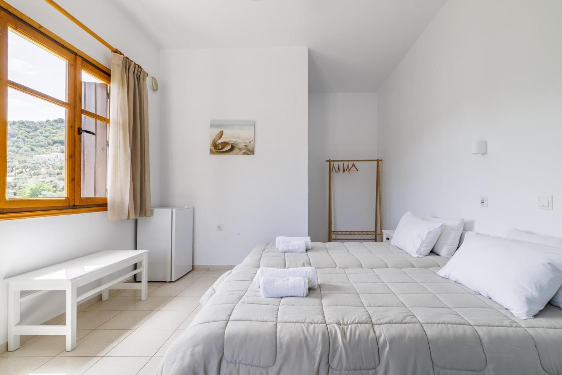 White Lily Aparthotel Skopelos Town Exterior photo